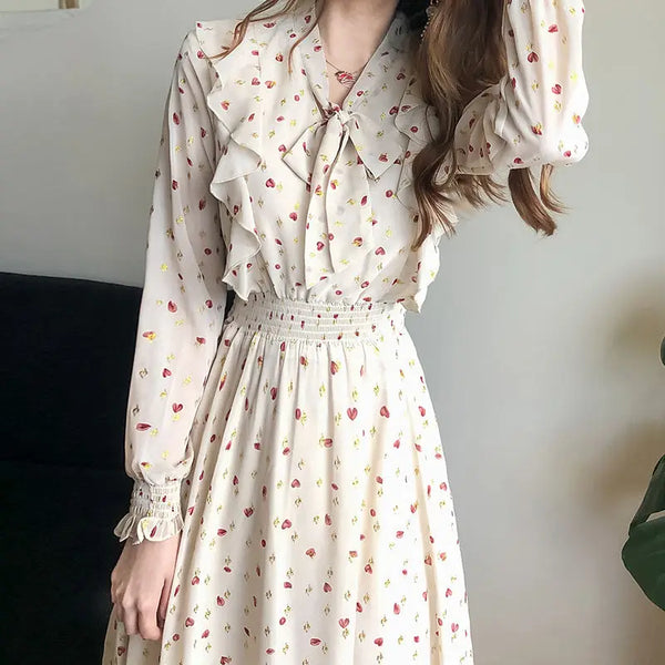 2021 Autumn Dress Women V Neck Bow Tie Chiffon Floral Dresses Elegant French Style Slim Waist Hearts Printed Long Sleeve Dresses