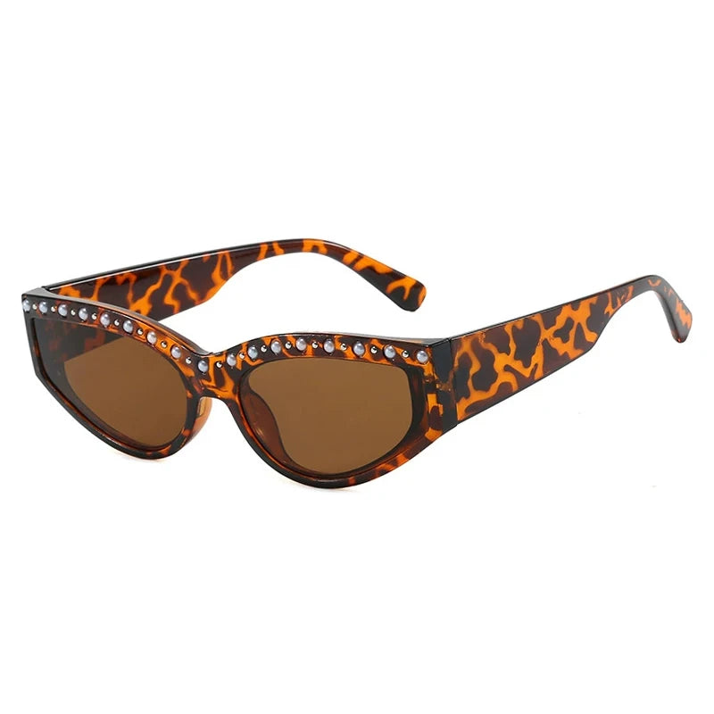 Vintage Luxury Designer Rhinestone Sunglasses Women Trendy Cat Eye Sun Glasses Male Summer Traveling Shades UV400 Lentes Mujer