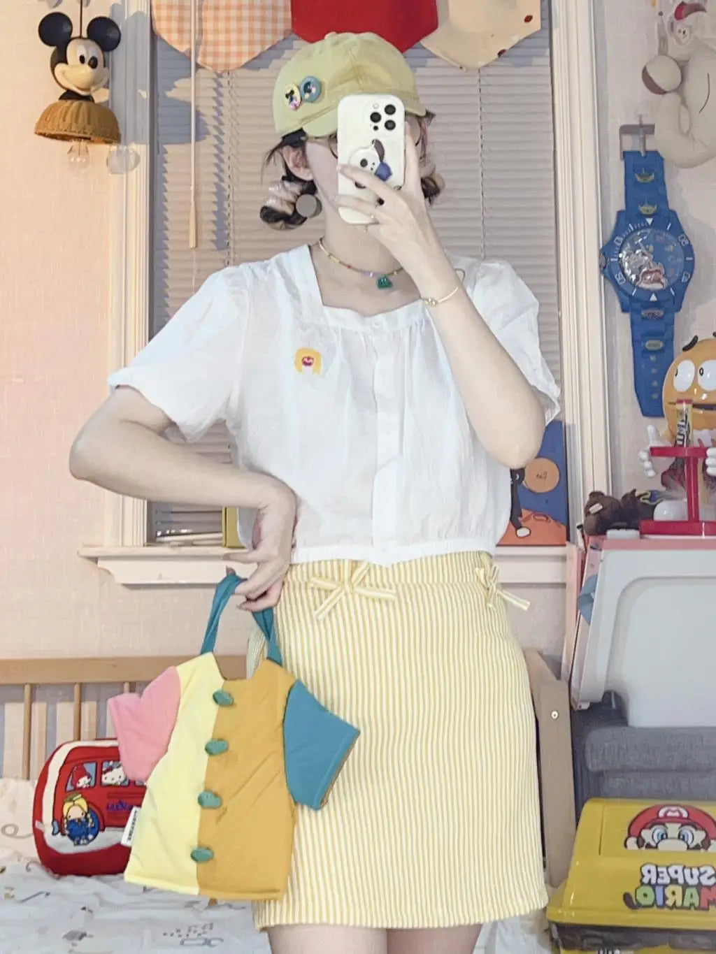 2023 Summer New Original Niche Design Women's White Cropped Shirts Crop Tops Cotton Short-sleeved Spicy Girl Short Blouse