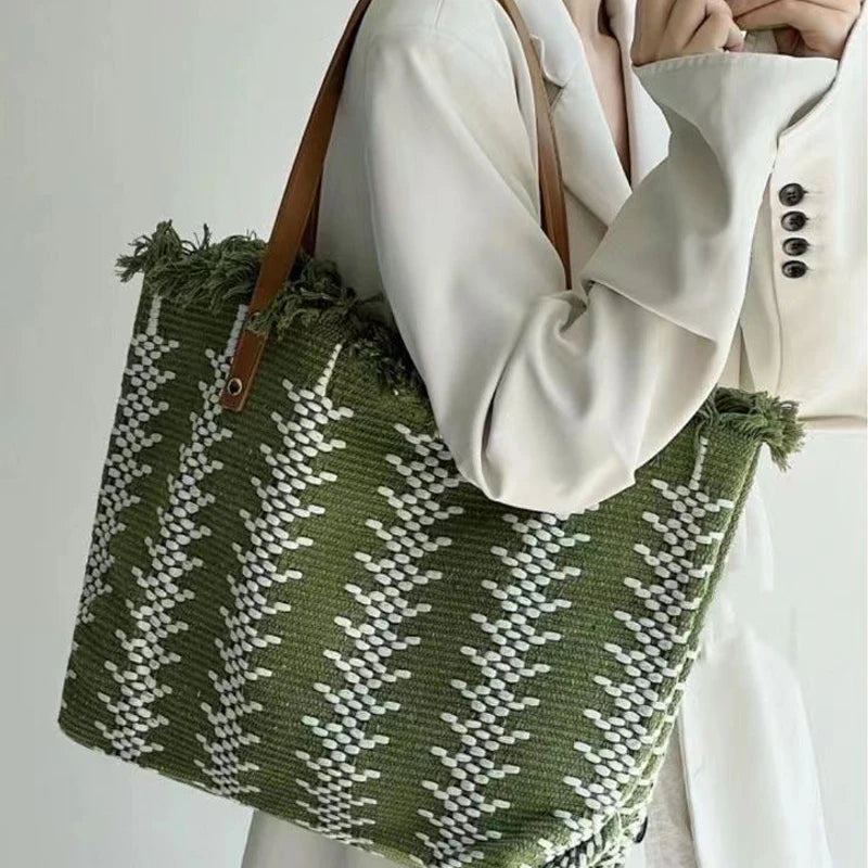 Women Shoulder Bag Large Capacity Canvas Shopping Tote Bags Summer Beach Travel Tassel Contrasting Colors Retro Holiday Handbag