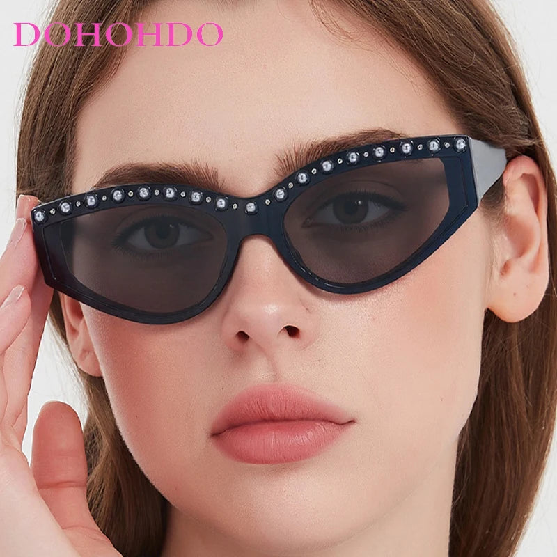 Vintage Luxury Designer Rhinestone Sunglasses Women Trendy Cat Eye Sun Glasses Male Summer Traveling Shades UV400 Lentes Mujer